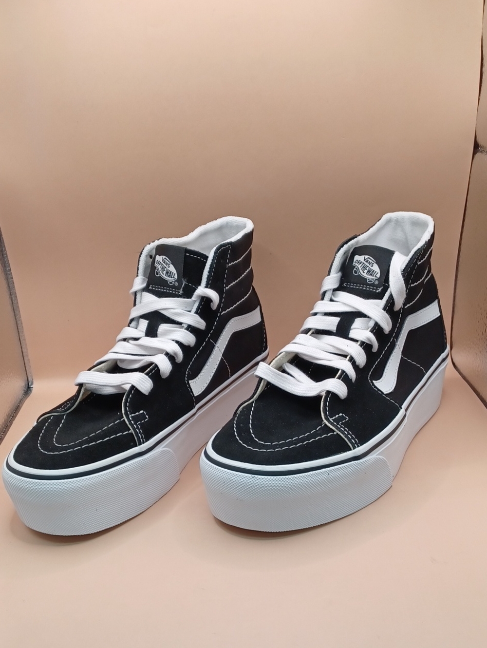 Vans Sk8-Hi Tapered Stackform Sneaker-Black/White Men 7 Women 8.5 US
